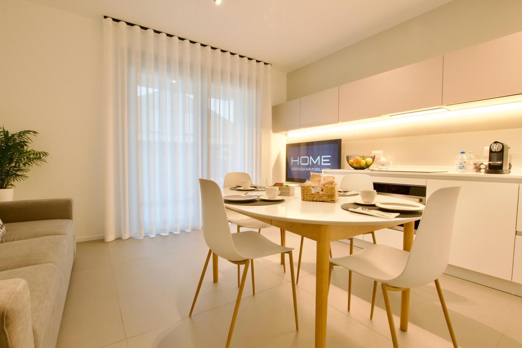 Appartamento Jes Palace - Immobiliare